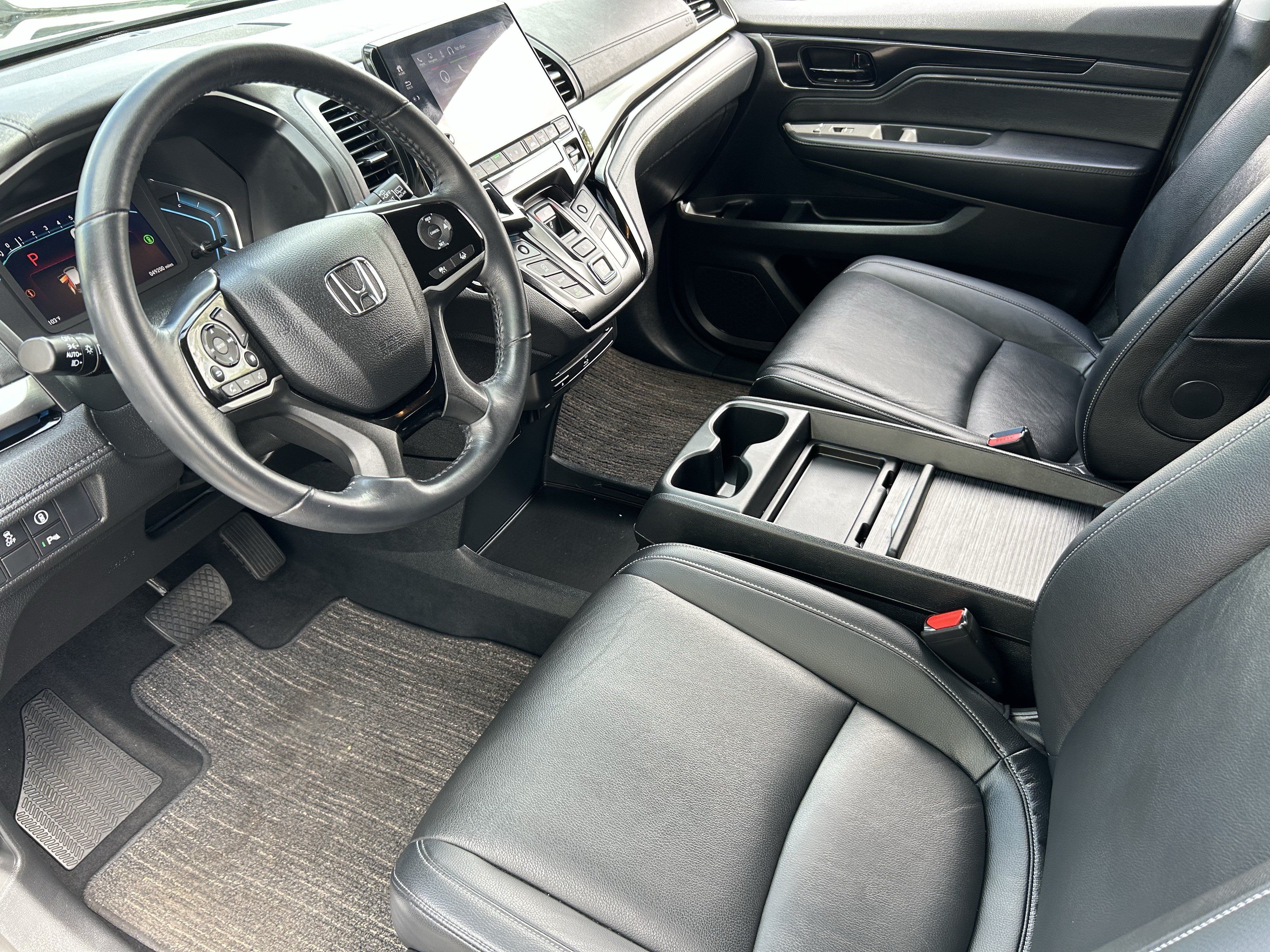 Used 2023 Honda Odyssey Touring image 17