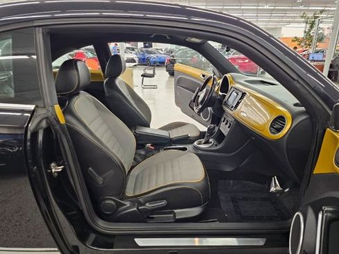 Used 2016 Volkswagen Beetle 1.8T Dune w/ Dune Technology Package image 30