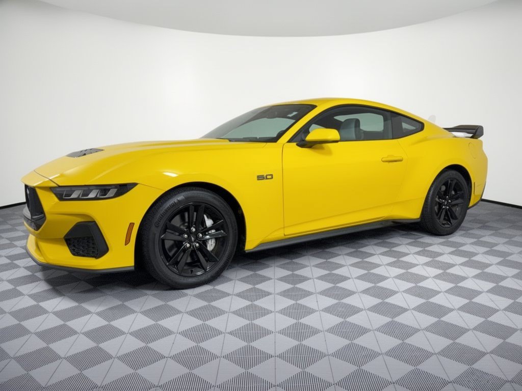 Used 2024 Ford Mustang GT RWD image 2