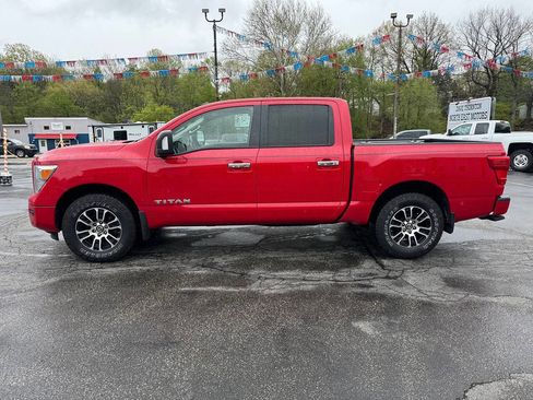 Used 2021 Nissan Titan SV w/ SV Convenience Package AWD/4WD image 7