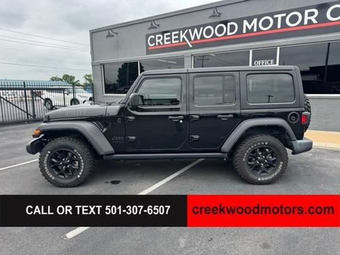 Used 2021 Jeep Wrangler Unlimited Sport AWD/4WD image 14