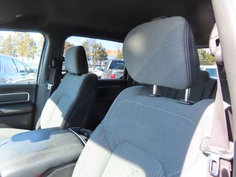 Used 2021 RAM 1500 Big Horn image 24