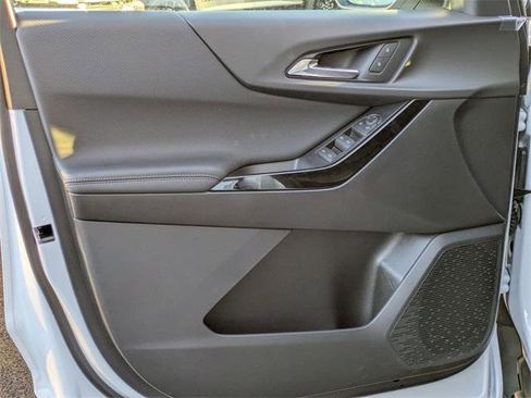 New 2026 Chevrolet Equinox LT image 12