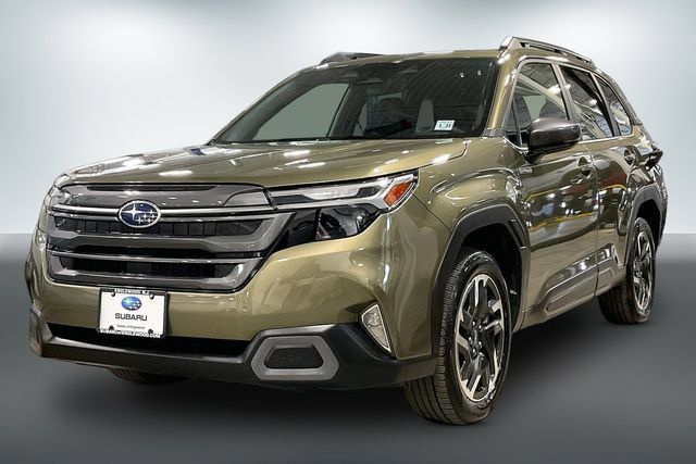 Used 2025 Subaru Forester Limited AWD/4WD image 3