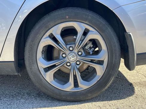 Used 2023 Honda Accord EX image 11