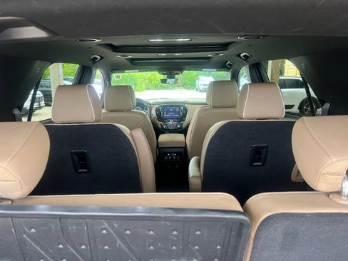 Used 2023 Chevrolet Traverse Premier w/ LPO, Floor Liner Package AWD/4WD image 13