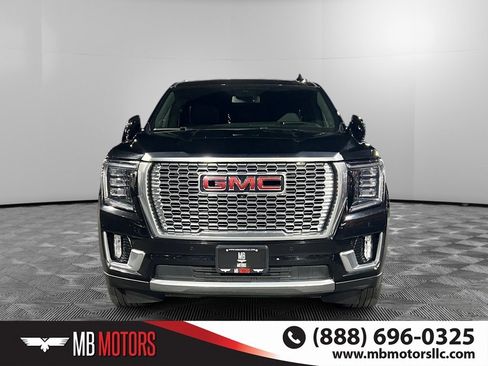 Used 2023 GMC Yukon XL Denali image 11