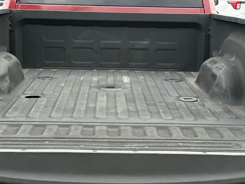 Used 2018 RAM 2500 Tradesman w/ Chrome Appearance Group image 14