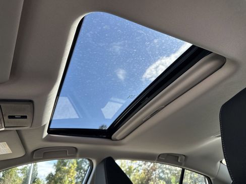 New 2025 Nissan Altima 2.5 SV w/ SV Special Edition Package image 4