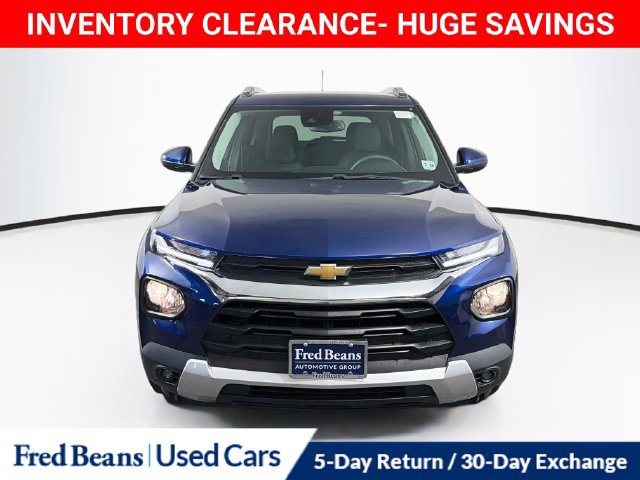 Used 2023 Chevrolet TrailBlazer LT w/ Convenience Package FWD image 2
