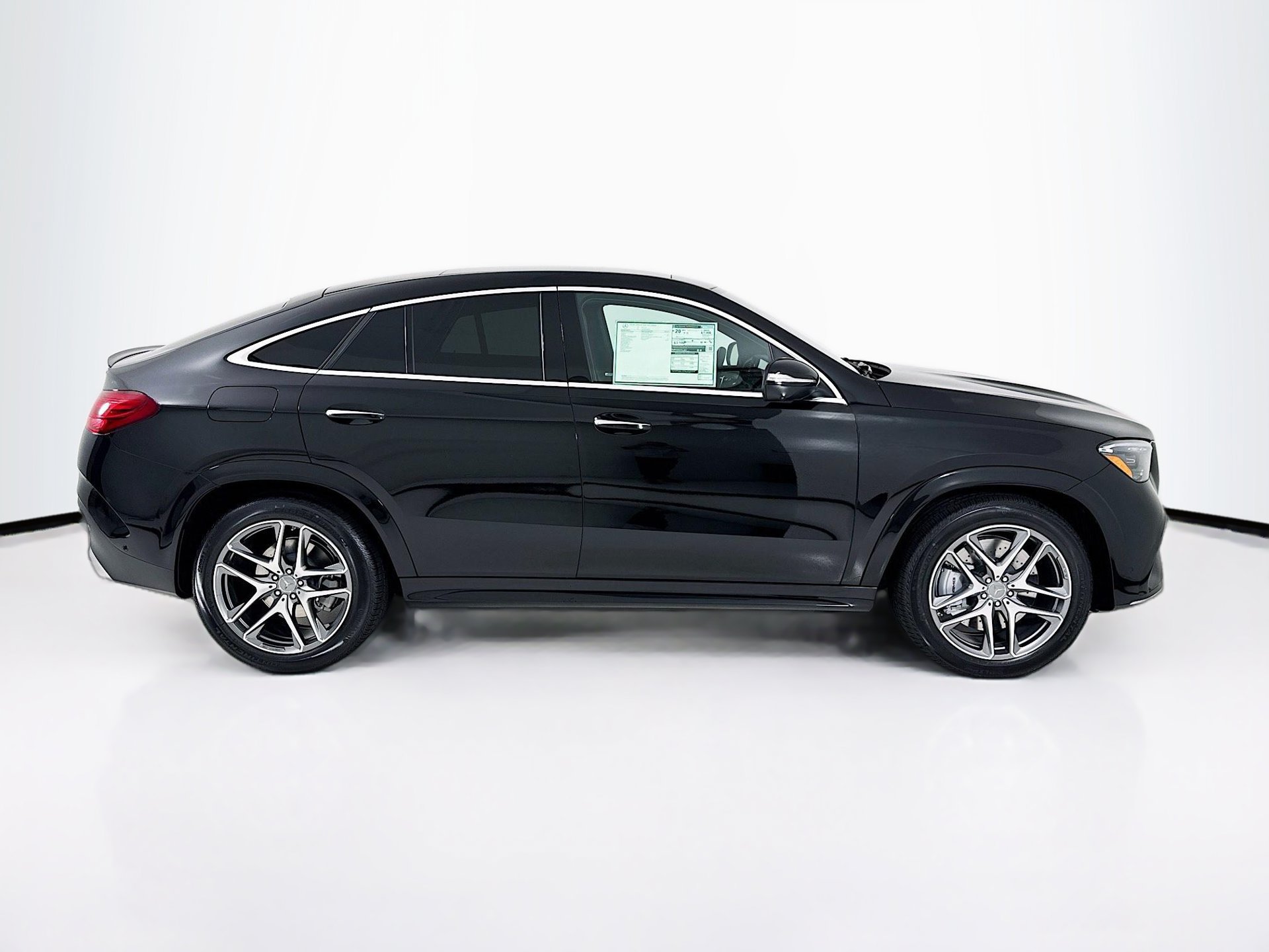 New 2026 Mercedes-Benz GLE 53 AMG 4MATIC Coupe image 9