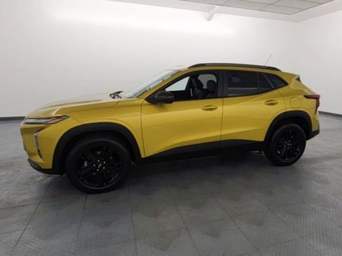 Used 2025 Chevrolet Trax ACTIV image 4