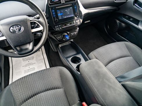Used 2016 Toyota Prius Two image 21