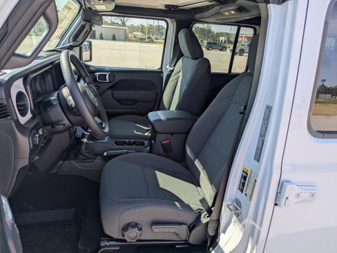 New 2026 Jeep Wrangler Sport AWD/4WD image 10