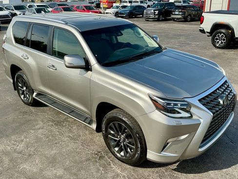 Used 2020 Lexus GX 460 Premium w/ Premium Package AWD/4WD image 5