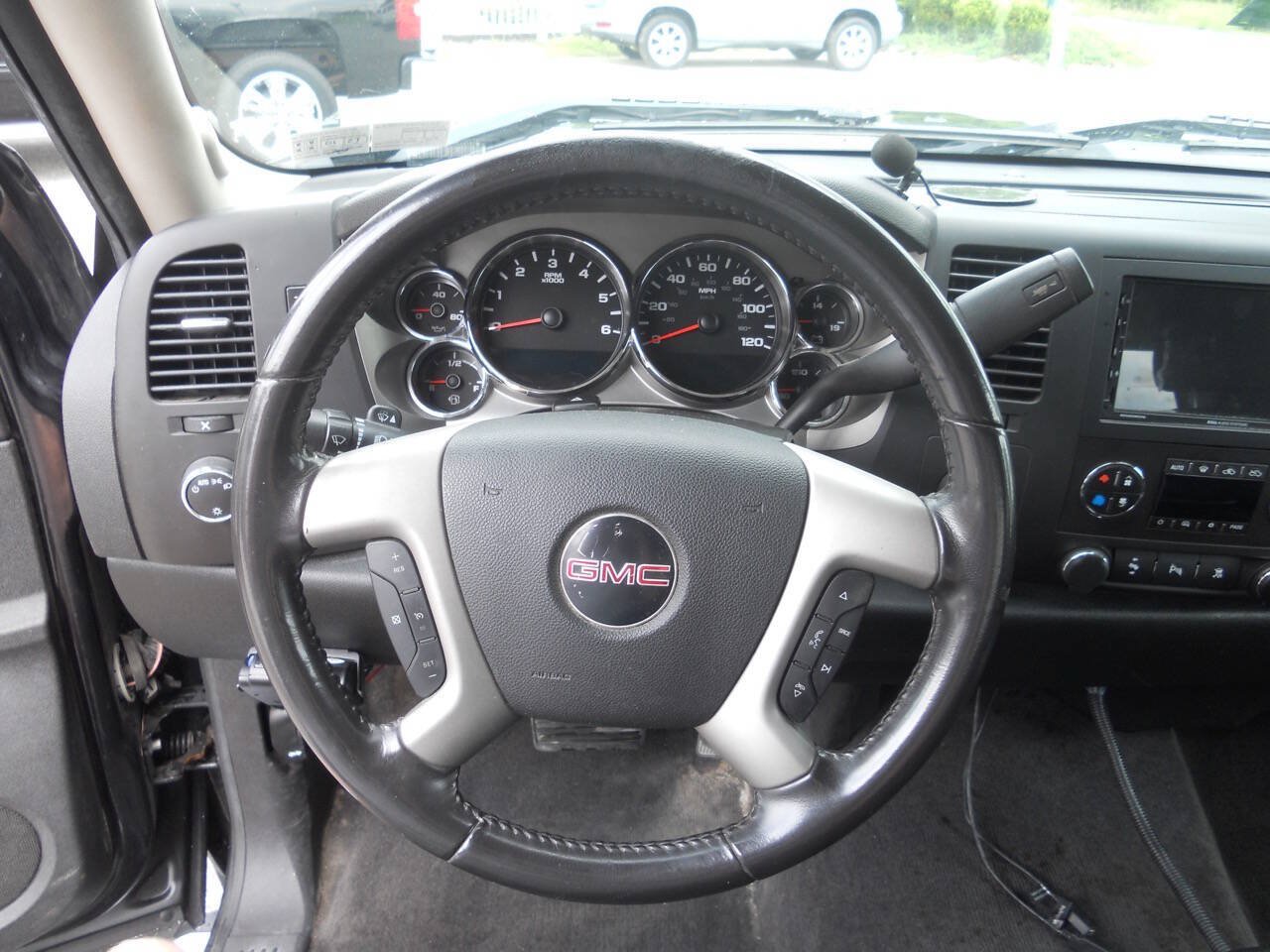 Used 2010 GMC Sierra 1500 SLE w/ (PDW) Pro Sport Package AWD/4WD image 14