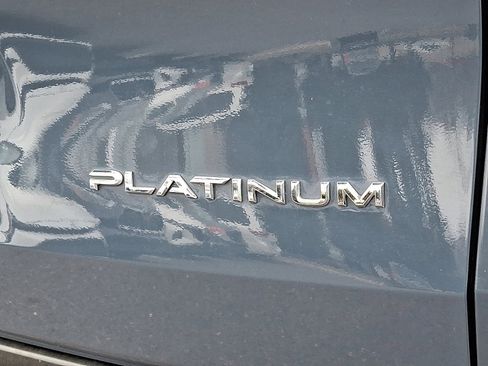 Used 2024 Toyota Grand Highlander Platinum image 31