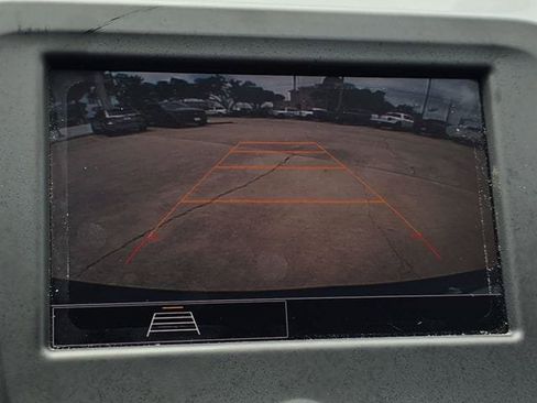 Used 2023 Chevrolet Equinox LT w/ LPO, Floor Liner Package FWD image 23