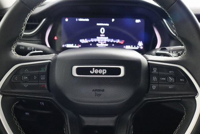 Used 2023 Jeep Grand Cherokee L Laredo AWD/4WD image 22