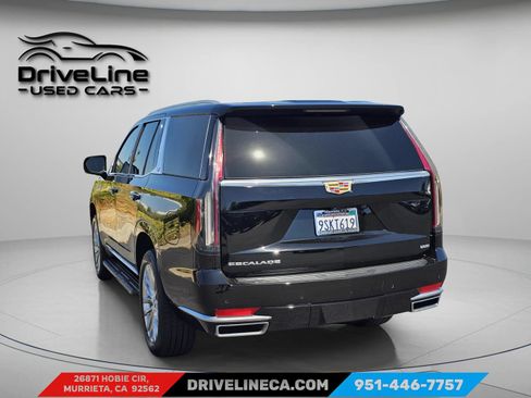 Used 2023 Cadillac Escalade Premium Luxury RWD image 6