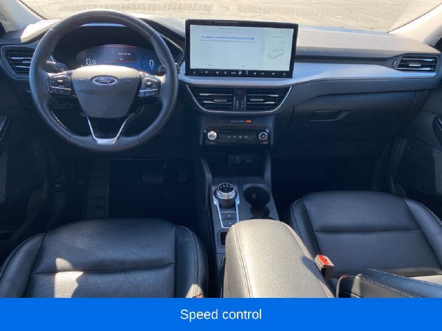 Used 2025 Ford Escape Platinum AWD/4WD image 5