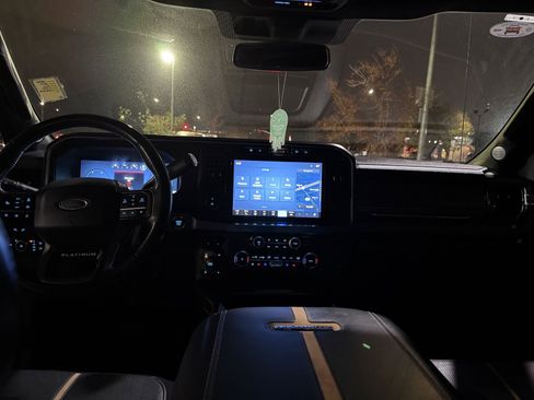 Certified 2023 Ford F250 Platinum image 11