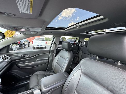 Certified 2019 GMC Acadia SLT image 18
