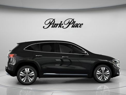 Used 2026 Mercedes-Benz GLA 250 4MATIC image 25