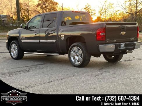 Used 2011 Chevrolet Silverado 1500 LT w/ Texas Edition RWD image 21