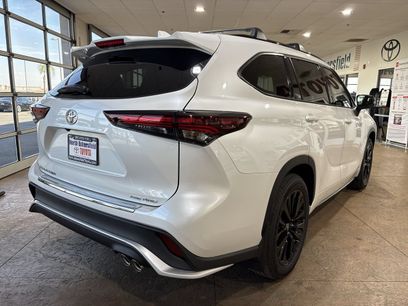 New 2026 Toyota Highlander XSE