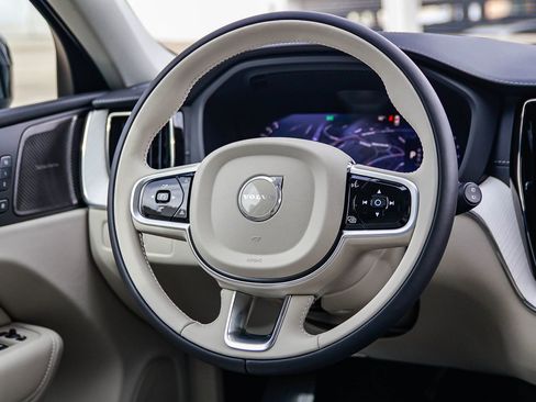 New 2026 Volvo XC60 B5 Ultra image 15