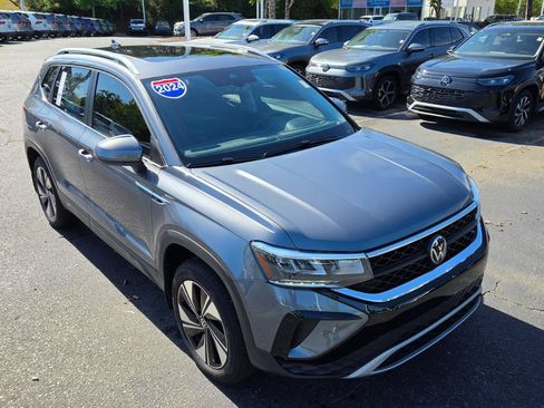 Used 2024 Volkswagen Taos SE AWD/4WD image 7