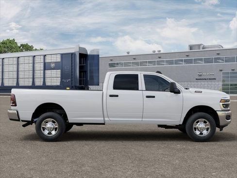 New 2026 RAM 2500 Tradesman w/ Chrome Appearance Group AWD/4WD image 24