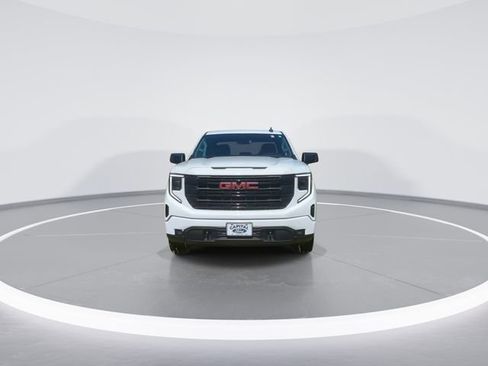 Used 2022 GMC Sierra 1500 Elevation w/ X31 Off-Road Package AWD/4WD image 3