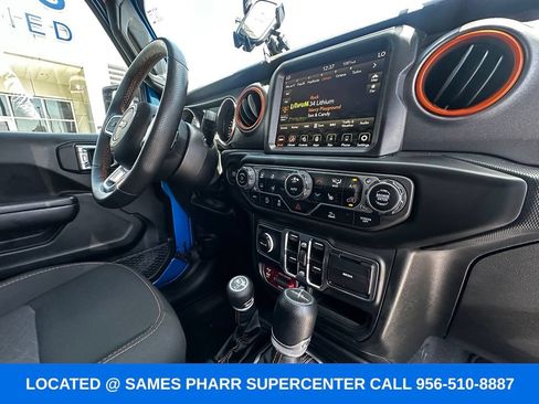 Used 2023 Jeep Gladiator Mojave w/ Cold Weather Group AWD/4WD image 30