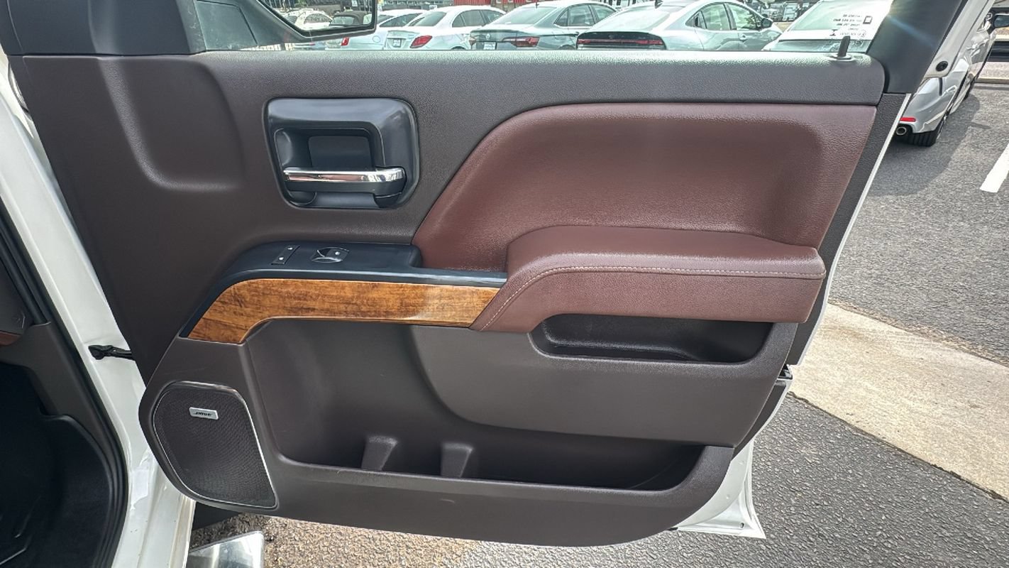 Used 2014 Chevrolet Silverado 1500 High Country w/ High Country Premium Package AWD/4WD image 19