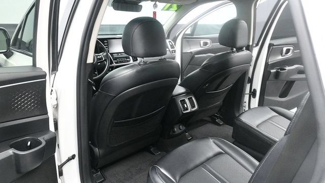 Used 2021 Kia Sorento EX FWD image 24