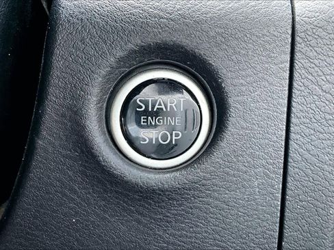 Certified 2023 Nissan Frontier SV w/ SV Convenience Package image 30