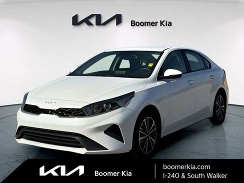 Certified 2023 Kia Forte LXS w/ LXS Technology Package image 1