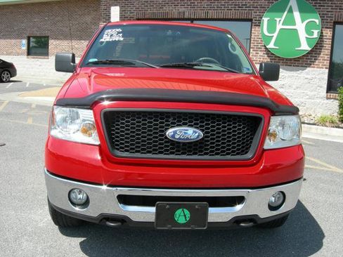 Used 2006 Ford F150 XLT AWD/4WD image 2