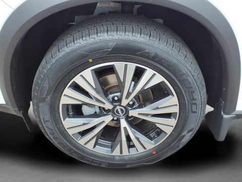 Certified 2023 Nissan Rogue SV AWD/4WD image 10