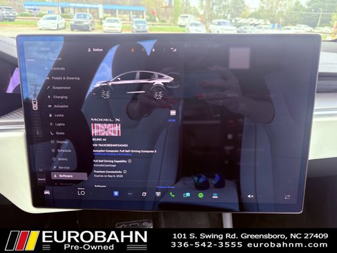 Used 2022 Tesla Model X Plaid image 24