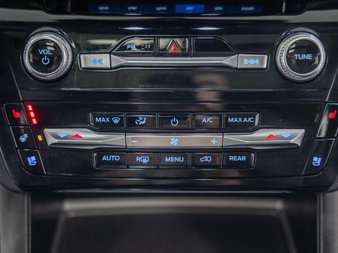 Certified 2024 Ford Explorer ST w/ Equipment Group 401A image 29