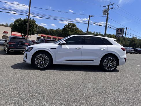Certified 2024 Audi Q8 e-tron Prestige w/ Prestige Package image 3