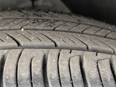 Used 2025 Honda HR-V Sport image 9