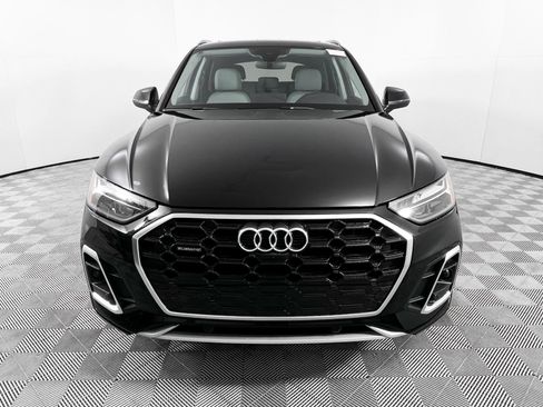 Certified 2022 Audi Q5 2.0T Premium Plus w/ Premium Plus Package image 2