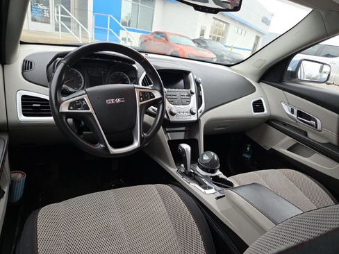 Used 2015 GMC Terrain SLE w/ Convenience Package image 9