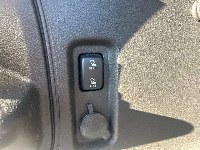 Used 2013 Ford Edge SEL w/ Driver Entry Pkg AWD/4WD image 18