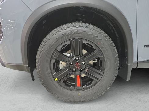 New 2026 Nissan Rogue SV AWD/4WD image 23