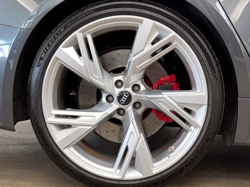 Used 2021 Audi RS 6 image 15